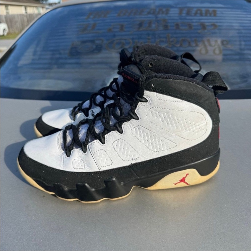 Air Jordan 9 space jam